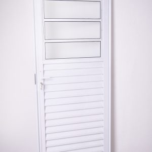 Porta Basculante em Alumínio Lado Esquerdo Branca 210x80 Casabella