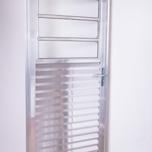 Porta Basculante em Alumínio Lado Direito 210x80 Casabella
